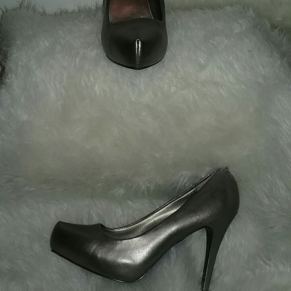 Shoes/CITY STREWYD sz 61/2 heel 4"